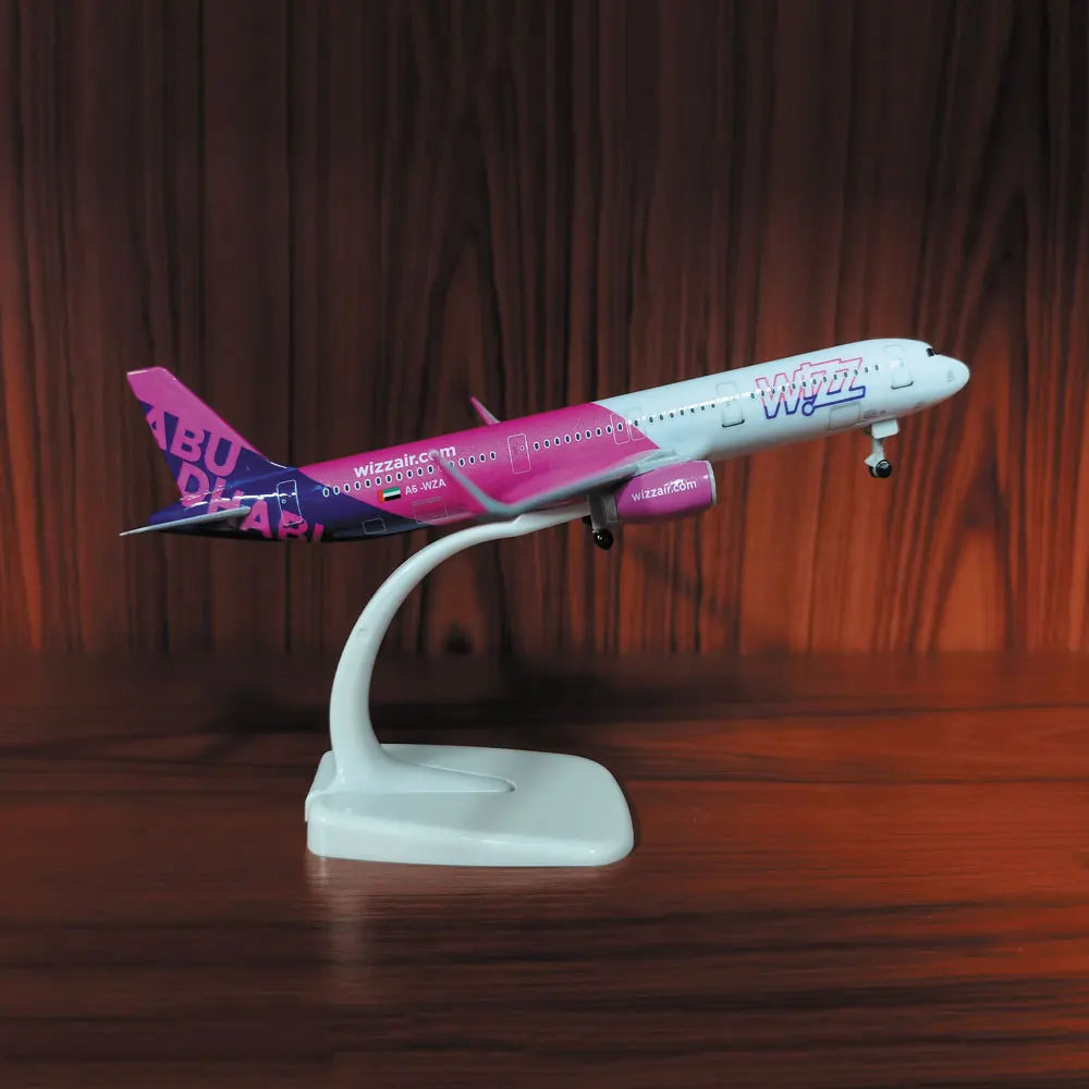 20cm Wizz Air A321 Airliner Metal Model