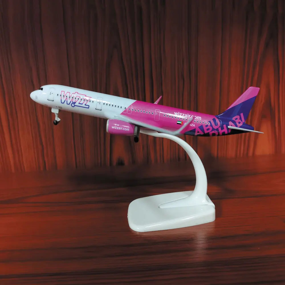 20cm Wizz Air A321 Airliner Metal Model